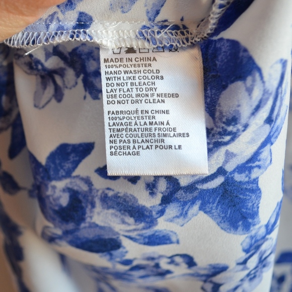 • FLORAL CAMISOLE • - Picture 3 of 5